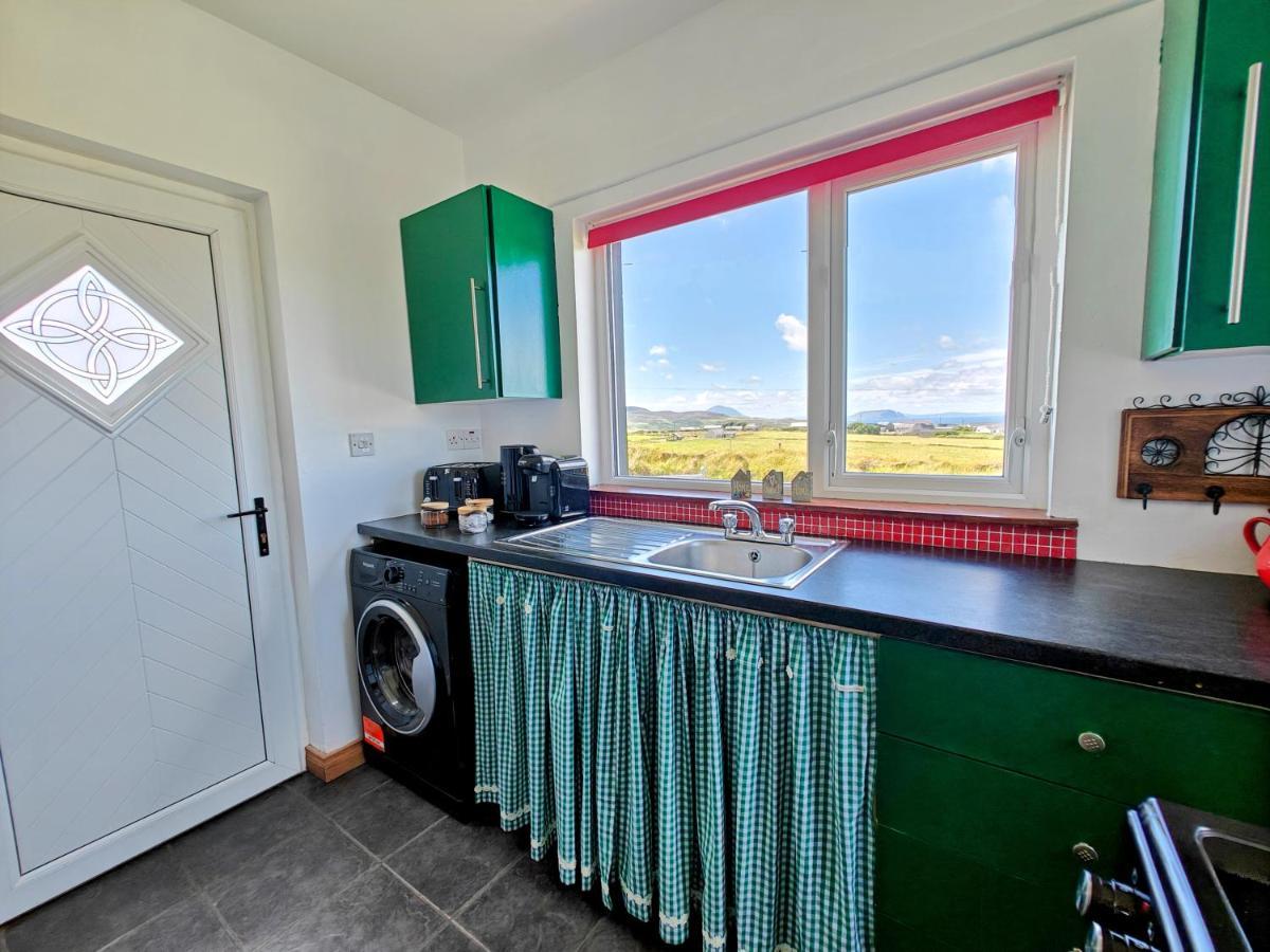 Teach Roisin-Traditional Irish Holiday Cottage In Malin Head. מראה חיצוני תמונה