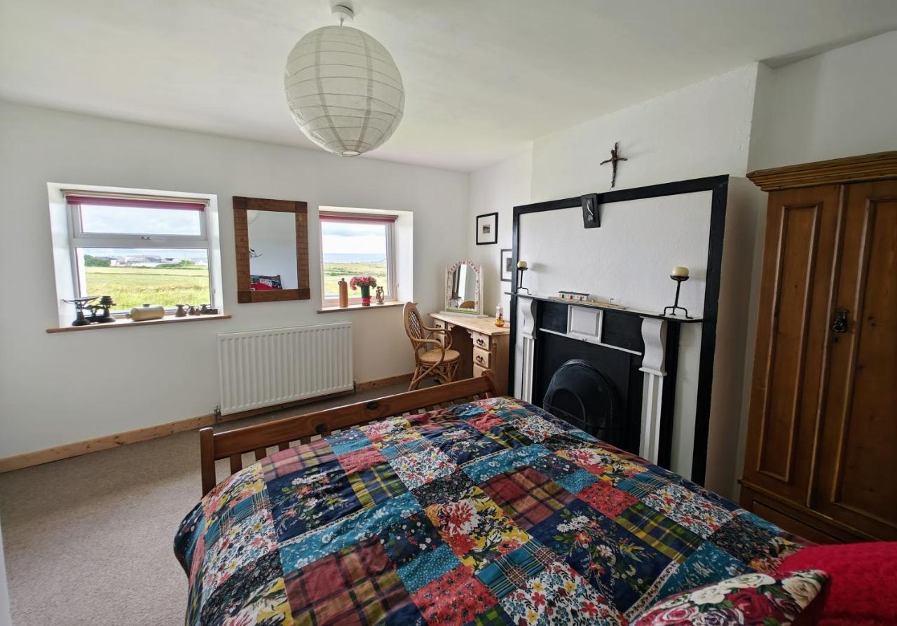 Teach Roisin-Traditional Irish Holiday Cottage In Malin Head. מראה חיצוני תמונה