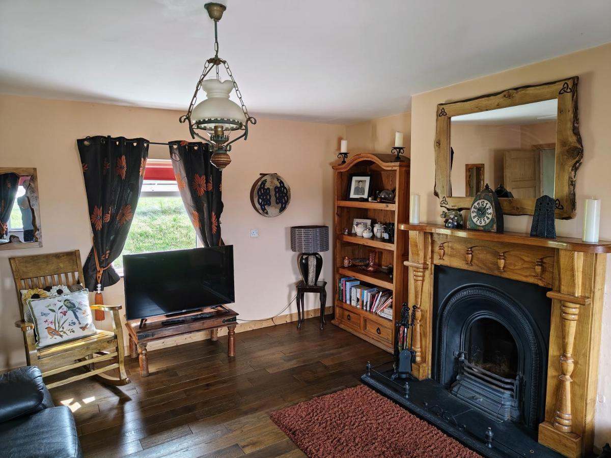 Teach Roisin-Traditional Irish Holiday Cottage In Malin Head. מראה חיצוני תמונה